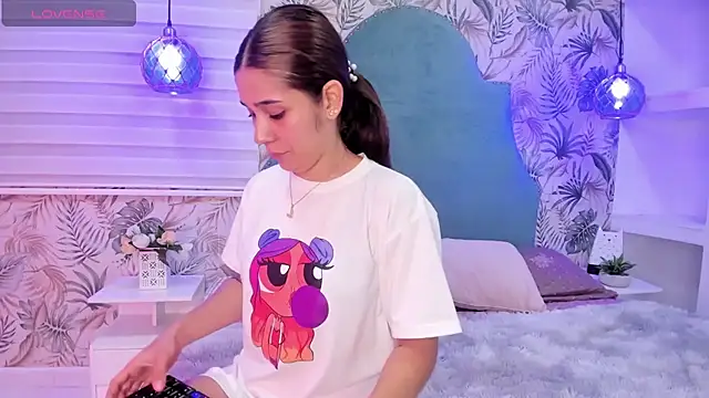 bellaa becca online show from February 2025 07:40:02 PM