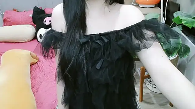  Viviann  online show from November 2025 10:51:02 AM