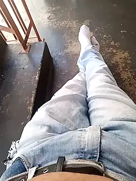 Snapshot of dredre1069 chatting on December 2024 05:11:01 PM dredre1069 online show from December 2024 05:11:01 PM