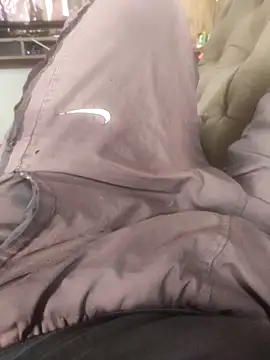 Snapshot of dredre1069 chatting on November 2025 06:20:01 PM dredre1069 online show from November 2025 06:20:01 PM