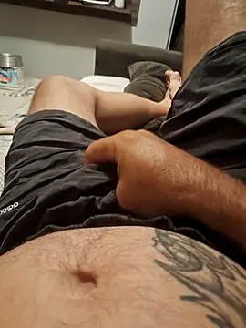 dredre1069 online show from April 2026 01:58:02 AM