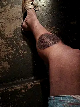 dredre1069 online show from April 2026 01:55:02 AM