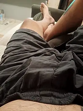 dredre1069 online show from April 2026 02:25:02 AM