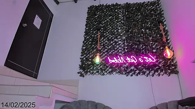 Snapshot of Brianna_Stars chatting on February 2025 04:45:02 PM Brianna Stars online show from February 2025 04:45:02 PM