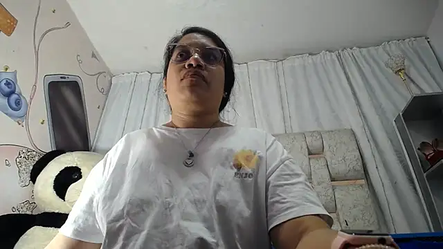 KEYRA-MILLER- online show from February 2026 02:13:02 AM