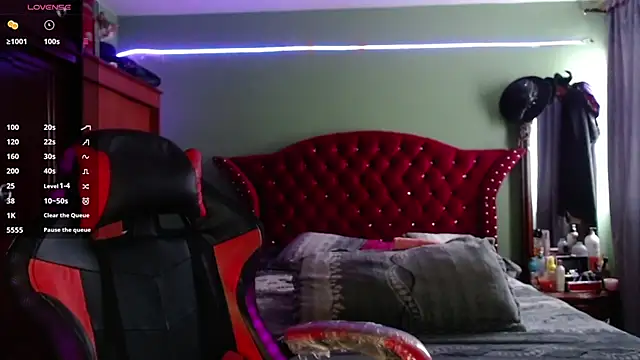 Snapshot of black_wiidow chatting on December 2024 08:12:02 PM black wiidow online show from December 2024 08:12:02 PM