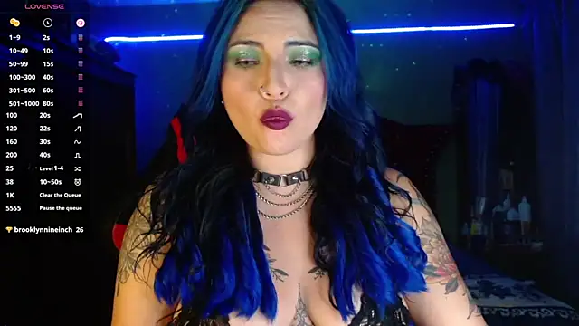 Snapshot of black_wiidow chatting on January 2025 03:58:02 AM black wiidow online show from January 2025 03:58:02 AM