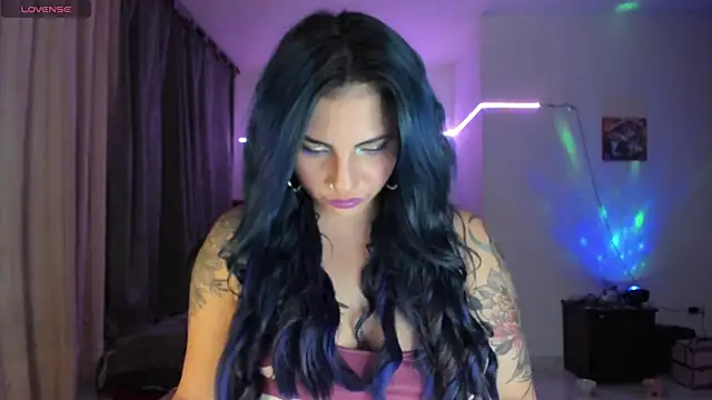 Snapshot of black_wiidow chatting on March 2026 12:03:02 AM black wiidow online show from March 2026 12:03:02 AM
