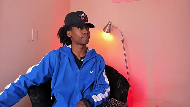 Snapshot of BRYXXXON1 chatting on February 2025 01:50:02 PM BRYXXXON1 online show from February 2025 01:50:02 PM