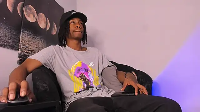 Snapshot of BRYXXXON1 chatting on October 2025 04:15:02 PM BRYXXXON1 online show from October 2025 04:15:02 PM