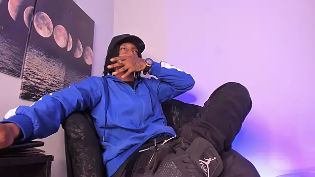 Snapshot of BRYXXXON1 chatting on October 2025 04:05:01 PM BRYXXXON1 online show from October 2025 04:05:01 PM