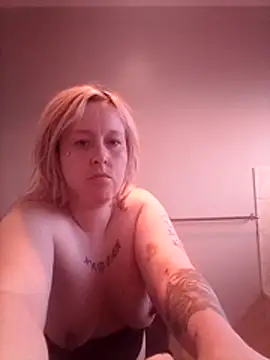 mollymay69 online show from February 2026 05:28:02 AM