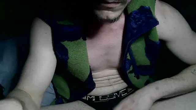 Snapshot of Dogz_n_daugthers chatting on January 2025 06:35:01 AM Dogz n daugthers online show from January 2025 06:35:01 AM