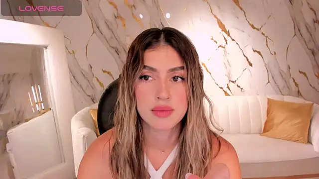 Snapshot of PaulinaSantos_ chatting on March 2025 07:06:02 PM PaulinaSantos online show from March 2025 07:06:02 PM