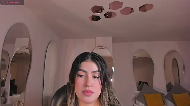 Snapshot of PaulinaSantos_ chatting on September 2025 07:14:02 PM PaulinaSantos online show from September 2025 07:14:02 PM