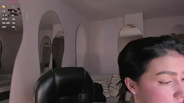 Snapshot of PaulinaSantos_ chatting on September 2025 07:35:01 PM PaulinaSantos online show from September 2025 07:35:01 PM