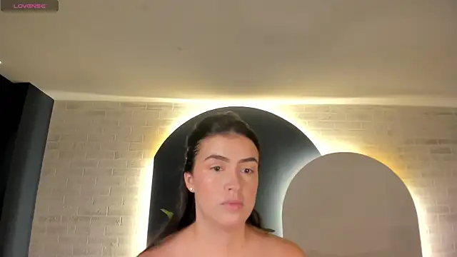 PaulinaSantos  online show from April 2026 05:12:02 PM