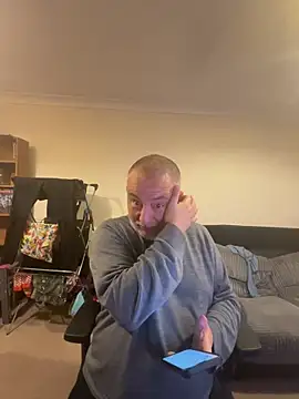 LondonTeffy online show from October 2025 09:26:02 PM