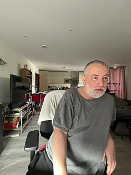 Snapshot of LondonTeffy chatting on March 2026 09:36:02 AM LondonTeffy online show from March 2026 09:36:02 AM