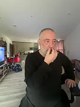 Snapshot of LondonTeffy chatting on March 2026 09:36:01 AM LondonTeffy online show from March 2026 09:36:01 AM