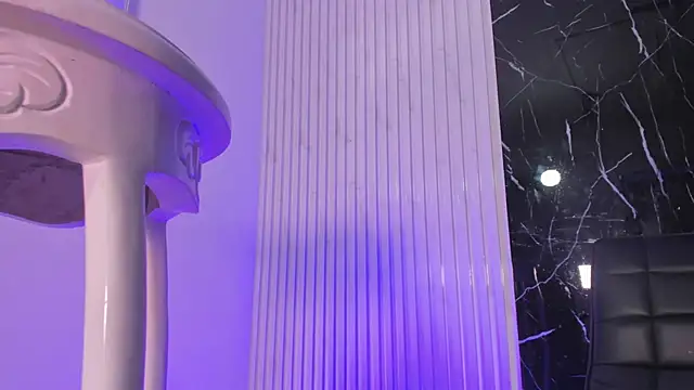 Snapshot of Mell_Saenz chatting on January 2025 07:04:01 PM Mell Saenz online show from January 2025 07:04:01 PM