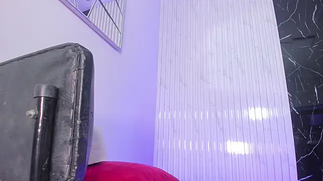 Snapshot of Mell_Saenz chatting on January 2025 12:16:02 AM Mell Saenz online show from January 2025 12:16:02 AM