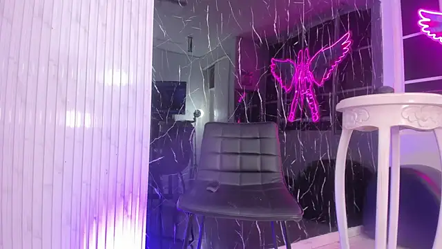 Snapshot of Mell_Saenz chatting on February 2025 08:31:01 AM Mell Saenz online show from February 2025 08:31:01 AM