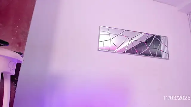 Snapshot of Mell_Saenz chatting on March 2025 08:30:02 AM Mell Saenz online show from March 2025 08:30:02 AM