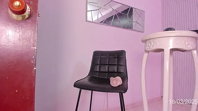 Snapshot of Mell_Saenz chatting on March 2025 09:09:02 AM Mell Saenz online show from March 2025 09:09:02 AM