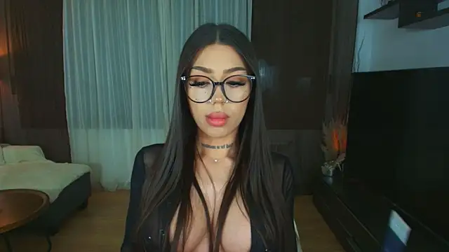 Snapshot of Fancy_Jenn chatting on April 2026 07:04:02 PM Fancy Jenn online show from April 2026 07:04:02 PM