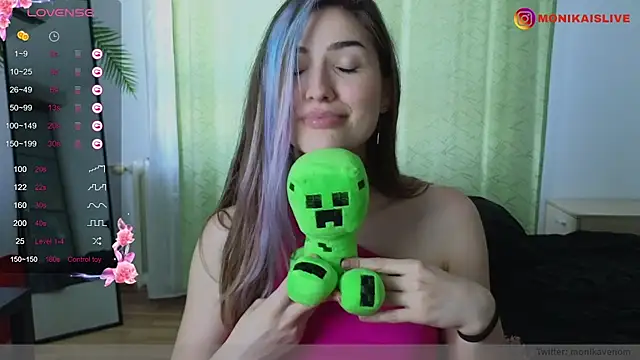 monikavenom online show from January 2025 11:02:01 AM