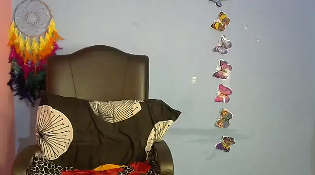 Black cat cutie online show from December 2024 03:03:01 AM