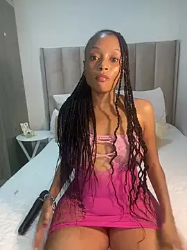 Snapshot of SexyDee025 chatting on January 2025 01:35:01 PM SexyDee025 online show from January 2025 01:35:01 PM