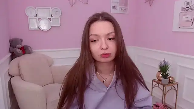 Snapshot of LucySkilar chatting on December 2024 09:45:02 AM LucySkilar online show from December 2024 09:45:02 AM