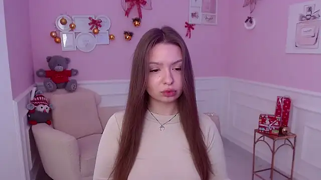 Snapshot of LucySkilar chatting on December 2024 05:33:02 AM LucySkilar online show from December 2024 05:33:02 AM