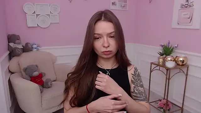 Snapshot of LucySkilar chatting on November 2025 05:34:01 AM LucySkilar online show from November 2025 05:34:01 AM