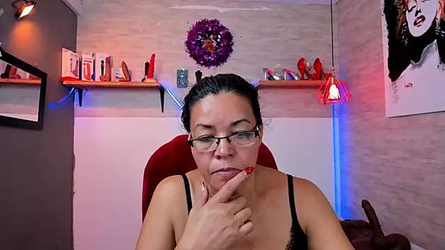 MaturePure online show from December 2025 01:38:02 PM