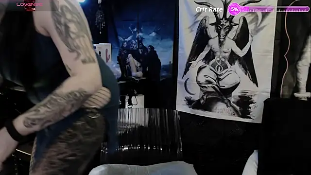 Evil Queen 666 online show from February 2026 07:36:02 AM