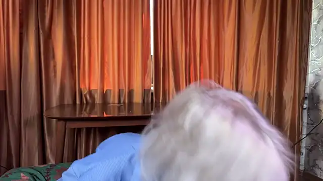 Snapshot of Eerectioneering chatting on April 2026 12:18:01 PM Eerectioneering online show from April 2026 12:18:01 PM