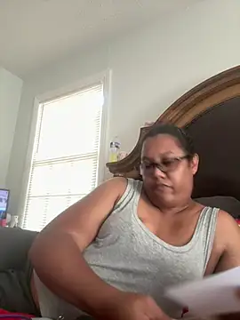 ebonyred online show from June 2026 07:02:02 PM