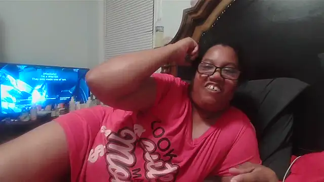 ebonyred online show from June 2026 02:01:02 AM