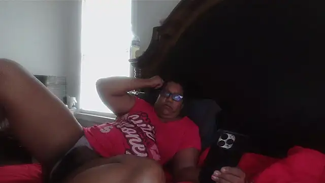 ebonyred online show from June 2026 12:09:02 PM