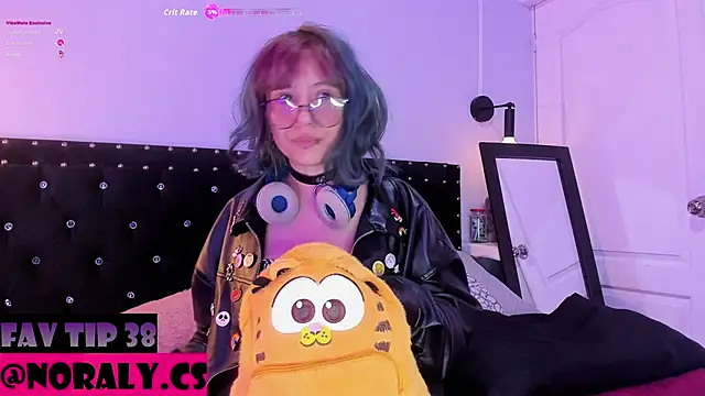 Snapshot of hey_noraly chatting on April 2026 04:16:01 AM hey noraly online show from April 2026 04:16:01 AM