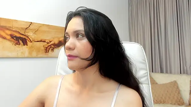 Snapshot of mariiana_murillo01 chatting on October 2025 03:51:01 AM mariiana murillo01 online show from October 2025 03:51:01 AM