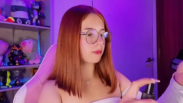 EmilyMiller  online show from January 2026 05:05:01 PM