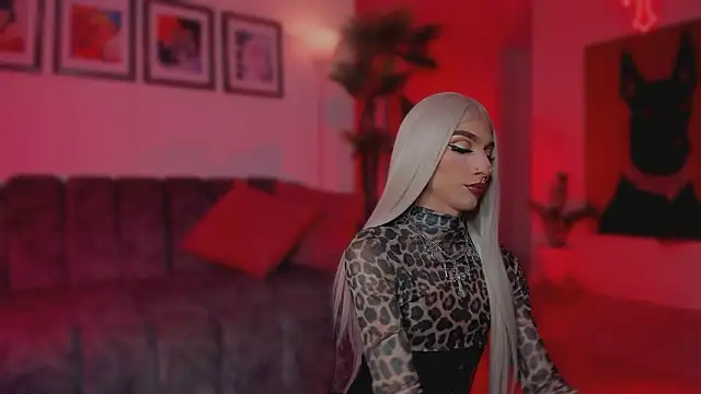 Snapshot of Taylor__foxxx chatting on March 2026 01:10:01 AM Taylor foxxx online show from March 2026 01:10:01 AM