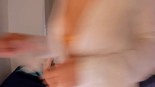 Emmysux online show from December 2024 08:53:01 PM