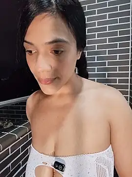 Snapshot of Deisy_Torres chatting on April 2026 11:46:02 PM Deisy Torres online show from April 2026 11:46:02 PM