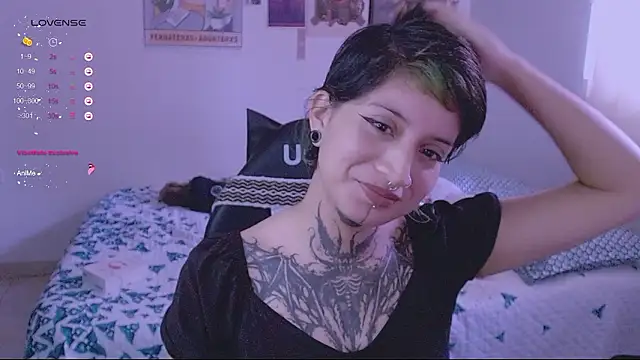 Snapshot of _Apola_77 chatting on December 2024 09:04:01 PM  Apola 77 online show from December 2024 09:04:01 PM