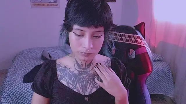 Snapshot of _Apola_77 chatting on December 2024 10:20:01 PM  Apola 77 online show from December 2024 10:20:01 PM